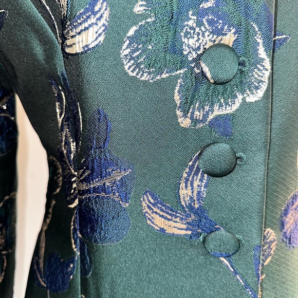 Tahari ASL Green and Blue Floral Blazer - Picture 4 of 5